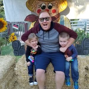 Meet your Posher, Daniel